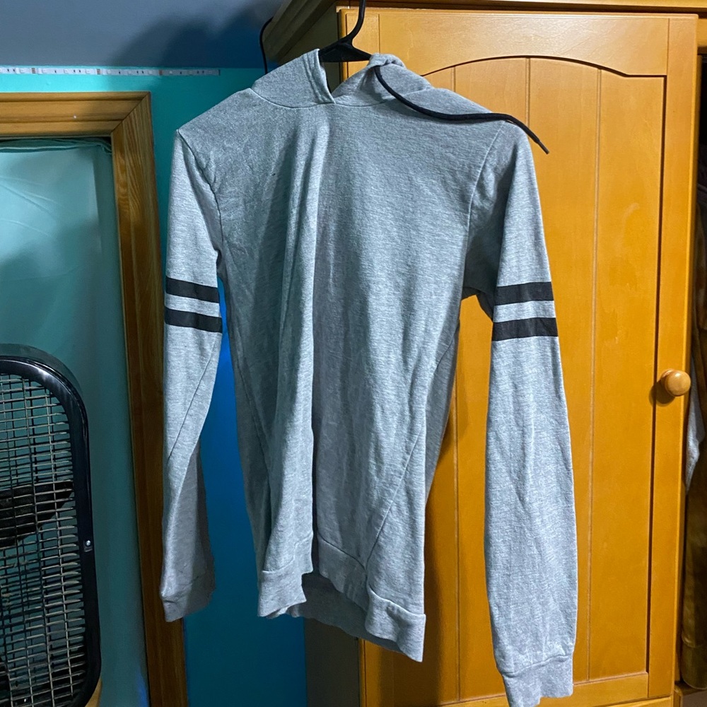 grey w black stripes long sleeve